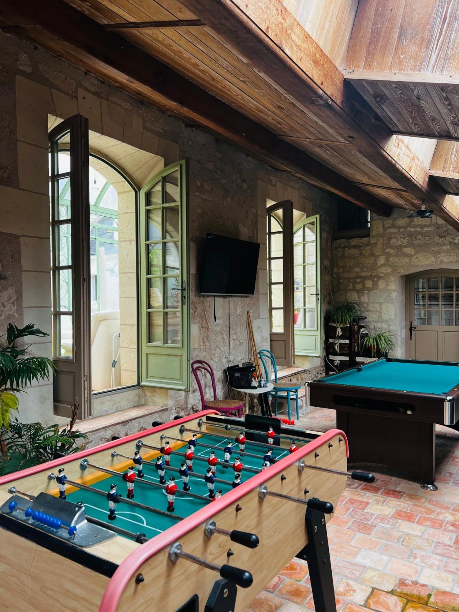 Chateau De La Thibaudiere Bois Savary - Chambre Familiale Du Roi Allonnes  Екстериор снимка